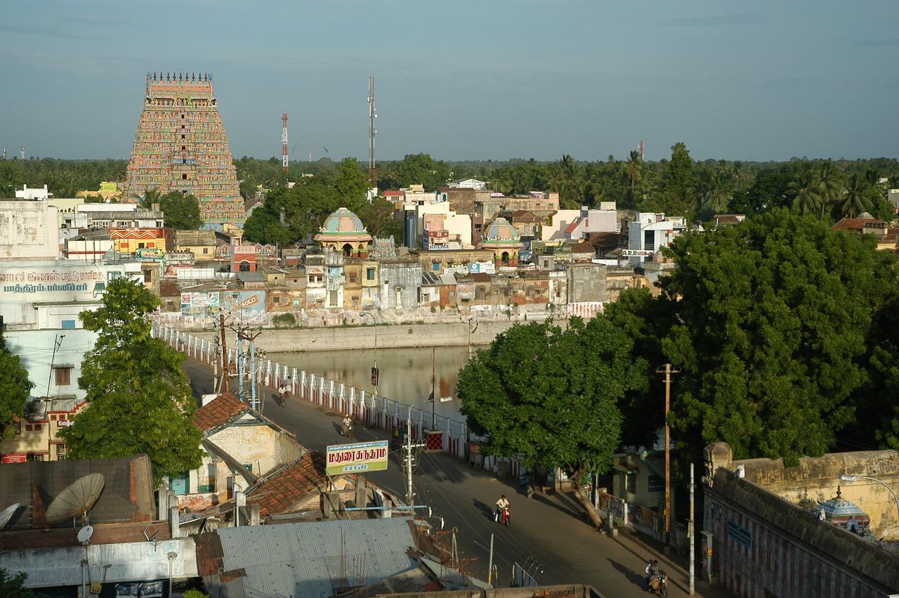 Hotel Athityaa Kumbakonam Buitenkant foto